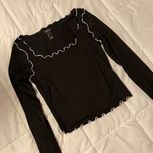 Lettuce long-sleeve top